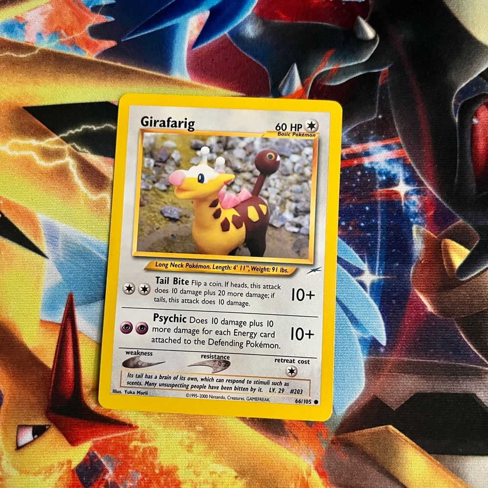 Pokémon Girafarig Neo Destiny card 2002